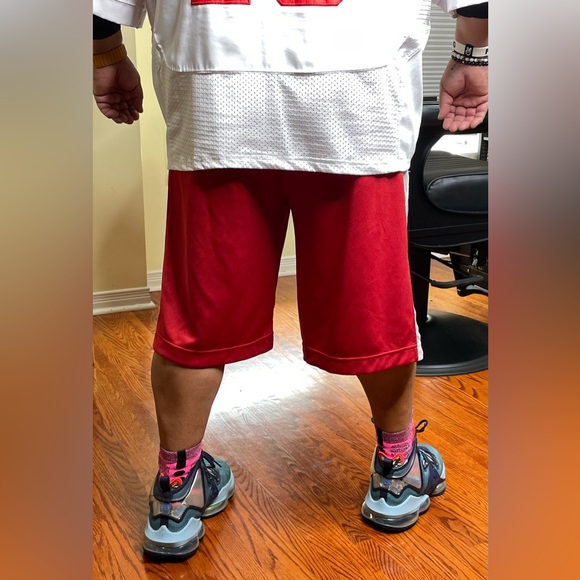 Beautiful Nike DriFit Shorts - Picture 4 of 5